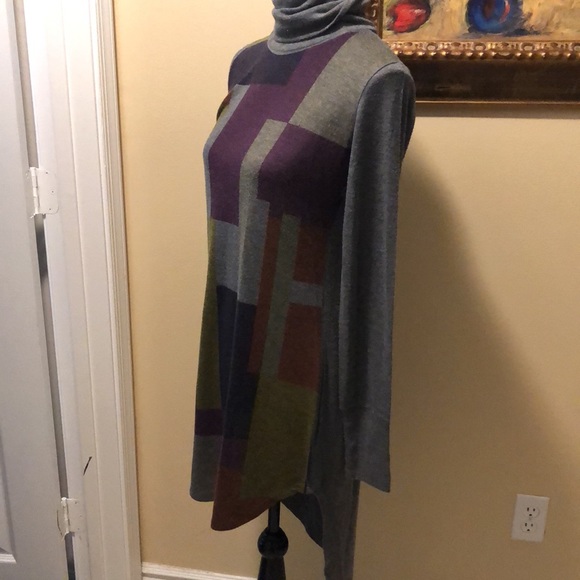 💜Go Couture Block color, retro lightweight knit turtle neck tunic - Picture 2 of 10